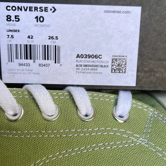 Converse A03906C
RUN STAR MOTION O ALOE GREENESRET/BLACK
WMNS sneakers- Platform - Picture 16 of 16